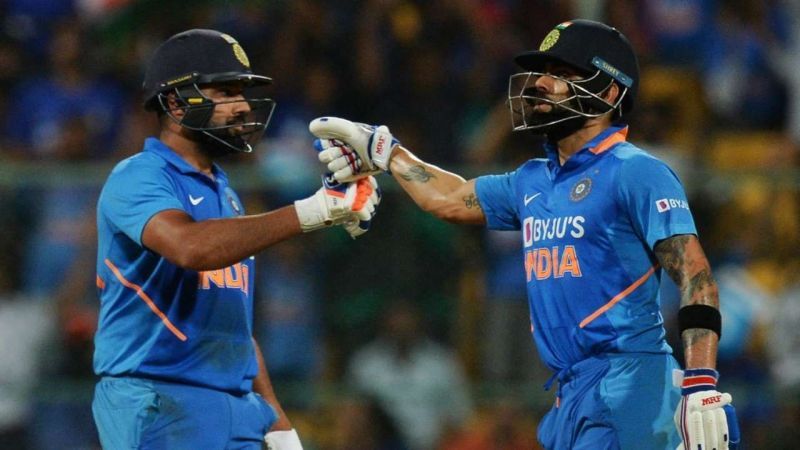 Rohit Sharma (left) and Virat Kohli (right)