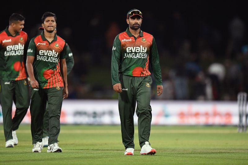 Tamim Iqbal (right)