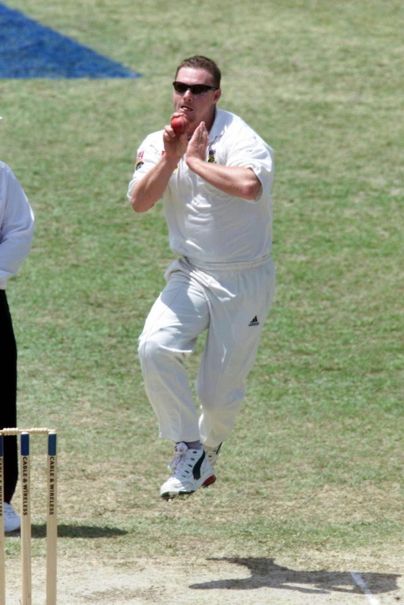 Lance Klusener in his bowling action.