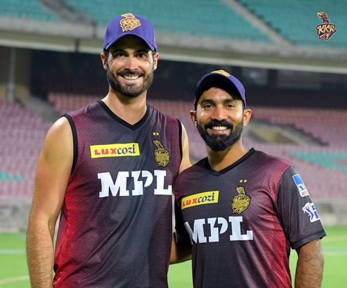 Ben Cutting (L) & Dinesh Karthik. Pic Courtesy: Twitter @KKRiders