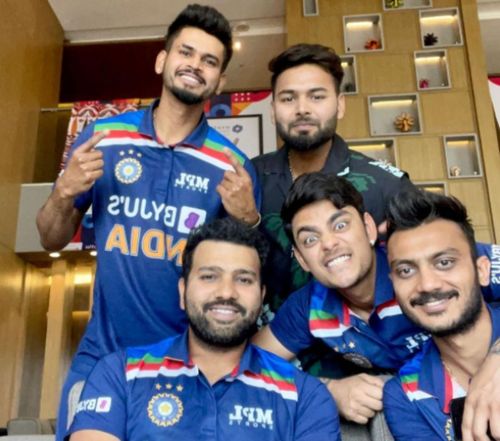 Ishan Kishan with teammates. Pic: Ishan Kishan/ Instagram