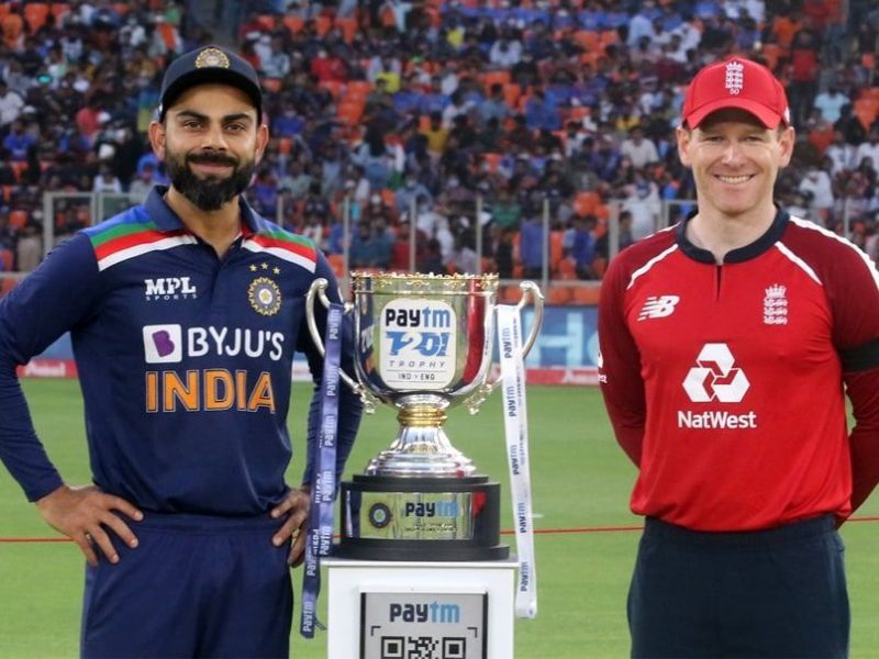Virat Kohli (left) and co. will look to restore parity on Sunday.