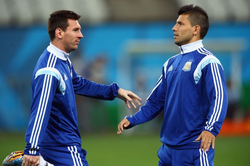 Lionel Messi (L) and Sergio Aguero