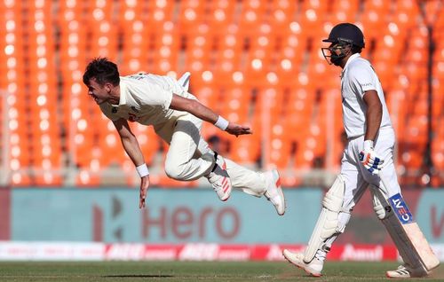 England have gone in with just one frontline seamer against India