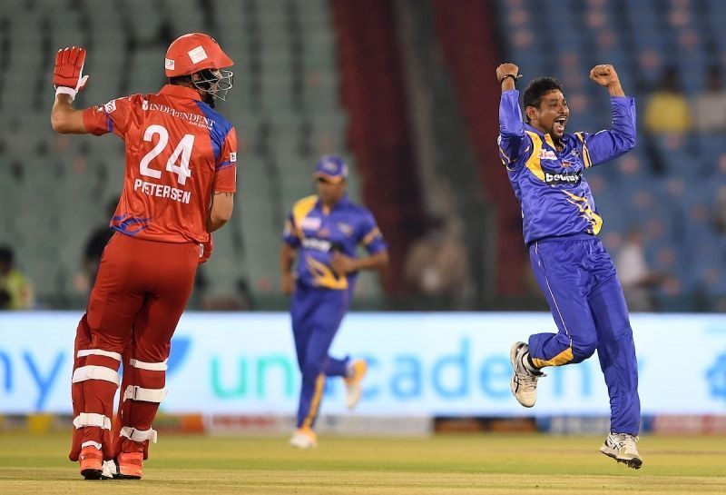 Tillakaratne Dilshan in action. Pic: Twitter