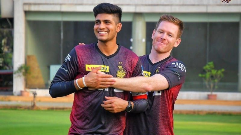 Shubman Gill (L) and KKR skipper Eoin Morgan. (PC: KKR/Instagram)