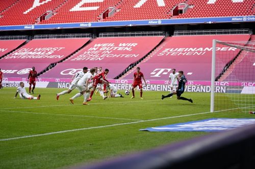 Bayern Munich drop two points after drawing against Union Berlin.