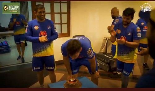 MS Dhoni (left) celebrating Stephen Fleming's birthday. Pic Courtesy: Twitter- @ChennaiIPL