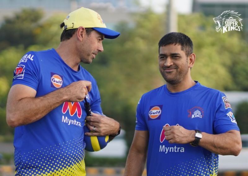 MS Dhoni along with head coach Stephen Fleming (Source: Twitter)