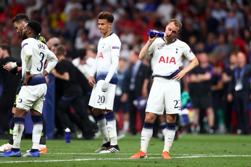 Christian Eriksen looks dejected after losing the 2018-19 UEFA Champions League final to Liverpool