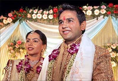 Parthiv Patel&#039;s Wedding Pics with Avni Zaveri