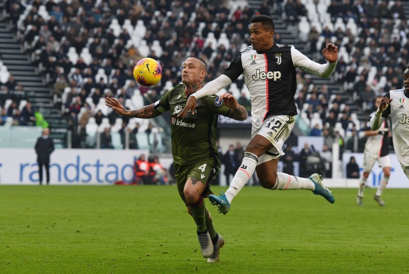 Alex Sandro in action for Juventus