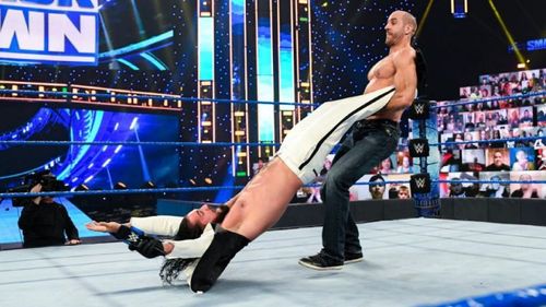 Cesaro swings Seth Rollins (Credit: WWE)