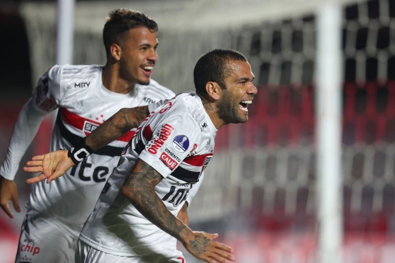 Sao Paulo v Lanus - Copa CONMEBOL Sudamericana 2020