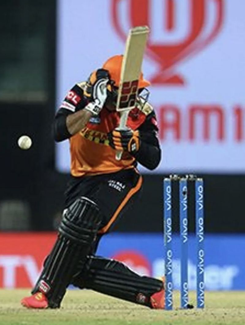 SRH&#039;s Mohammad Nabi after being hit on the back of the head (Photo: BCCI)