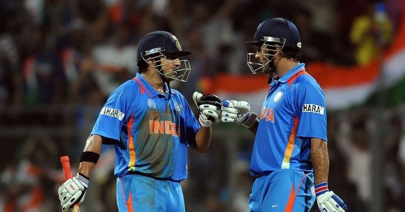 Gautam Gambhir (L) forged a crucial partnership with MS Dhoni (Credits: Scroll)