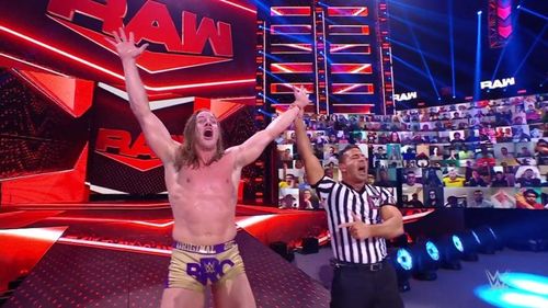 Riddle scores a huge win on WWE RAW, defeating Randy Orton.