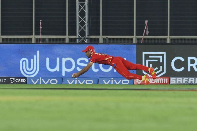 Ravi Bishnoi&#039;s sensational diving catch.