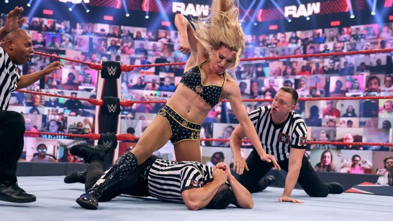 How did WWE RAW&#039;s viewership compare to last week&#039;s show?