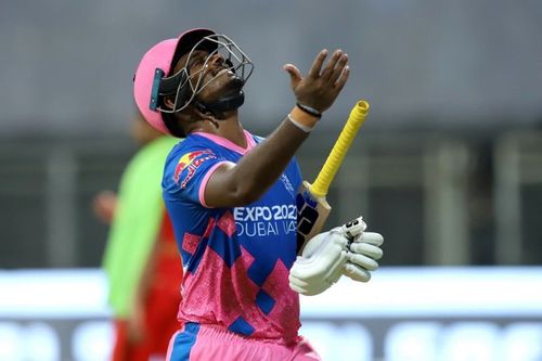 Sanju Samson reacts after his dismissal against RCB (image credits @ESPNcricinfo twitter)