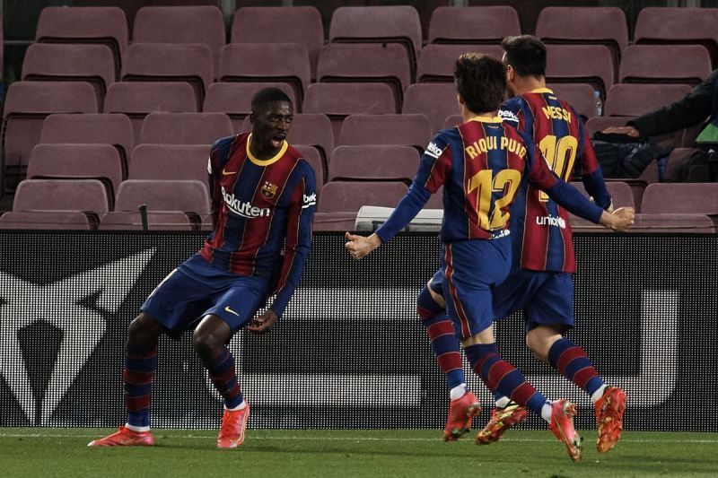 Barcelona rejoice after a late winner against Valladolid.