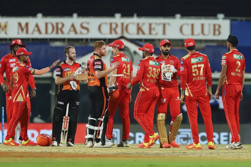 Sunrisers Hyderabad and Punjab Kings players greet each