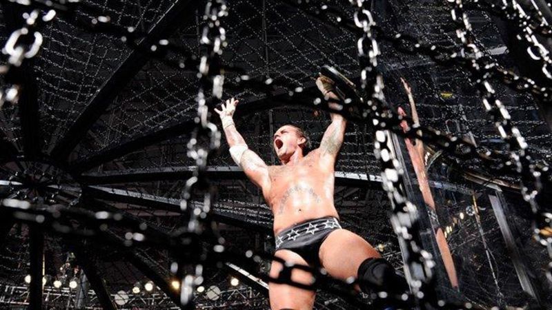 CM Punk defied the odds and retained the WWE Championship inside the Elimination Chamber match in 2012
