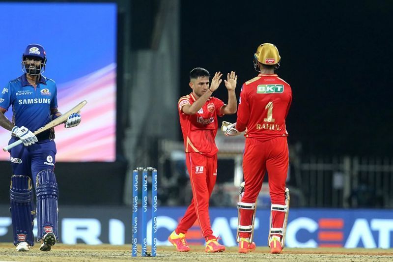 Ravi Bishnoi celebrates the wicket of Suryakumar Yadav. Pic: IPLT20.COM