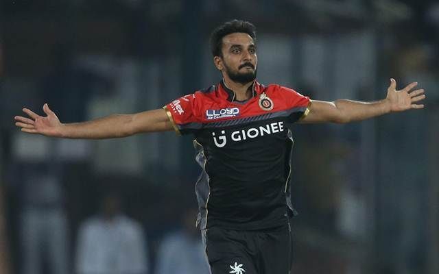 Harshal Patel bags the first fifer of IPL 2021