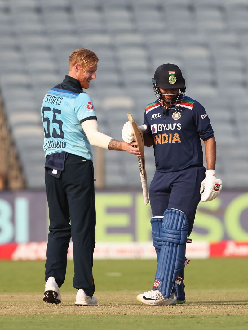 Ben Stokes checks Shardul Thakur&#039;s bat after one of his sixes at Pune