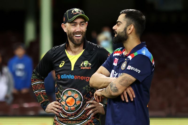 Glenn Maxwell (L) & Virat Kohli.