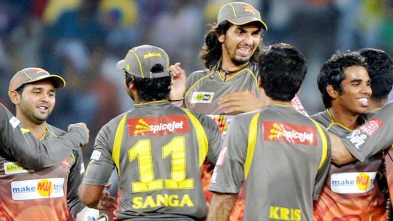 SRH beat RCB in the Super Over in the IPL 2013 encounter