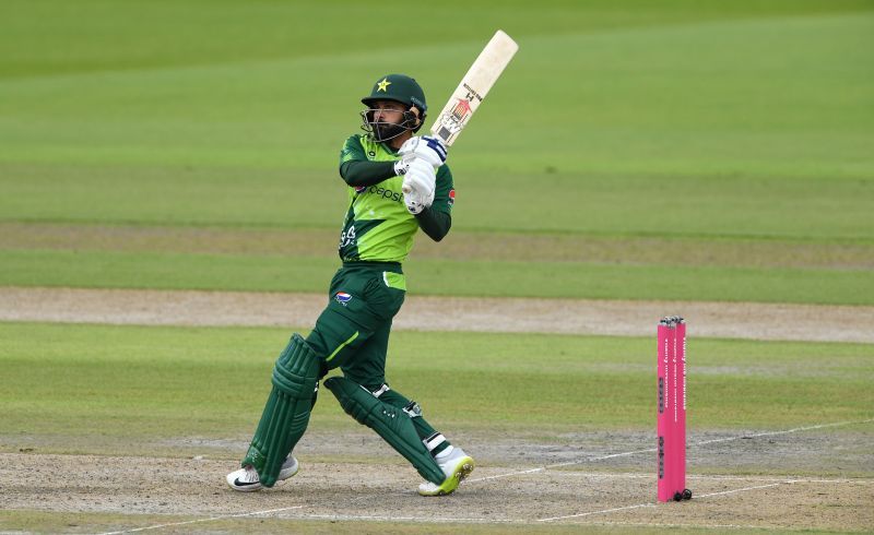 Hafeez will look to anchor the Pakistan middle-order