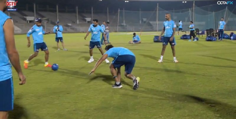 DC players trying their hand at Rondo. Pic Credits: DelhiCapitals Twitter