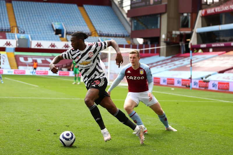 Aston Villa v Manchester United - Premier League