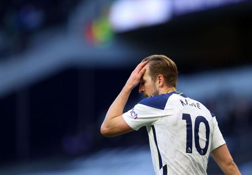 Tottenham Hotspur v Aston Villa - Premier League