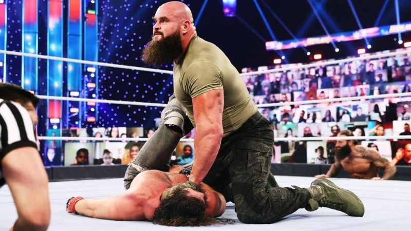 Braun Strowman squashing Elias at Fastlane 2021