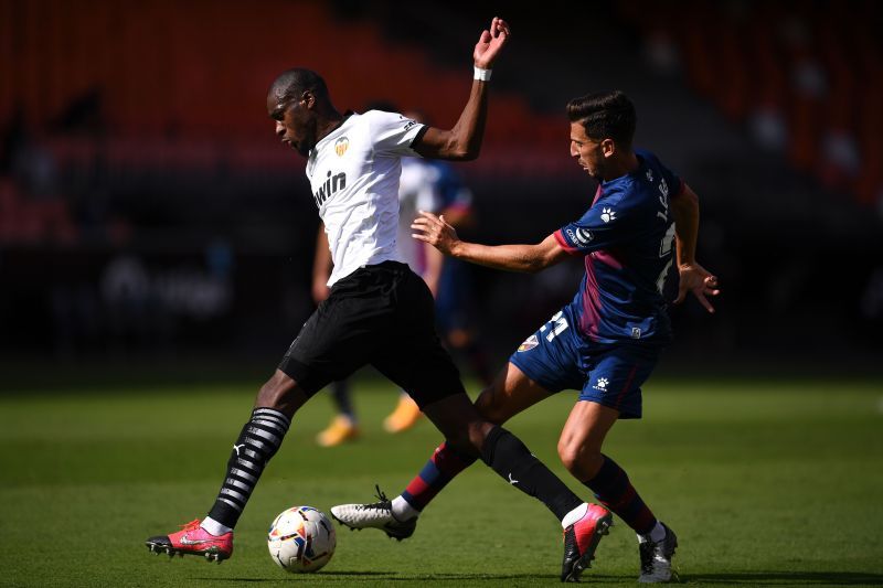 Valencia visit the El Alcoraz Stadium to take on Huesca