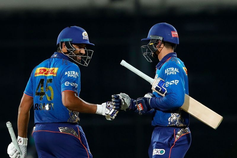 MI&#039;s openers capitalised well on the powerplay and emerged unscathed.