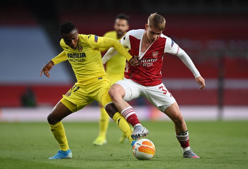 Villarreal star Samuel Chukwueze had to be stretchered off in the 29th minute