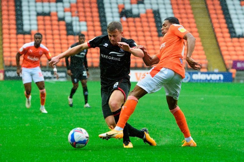 Blackpool and Lincoln fight for a place in the Championship