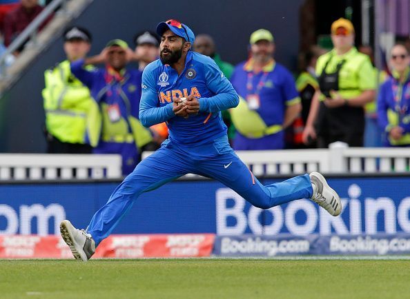 Ravindra Jadeja attempting a catch in the 2019 World Cup