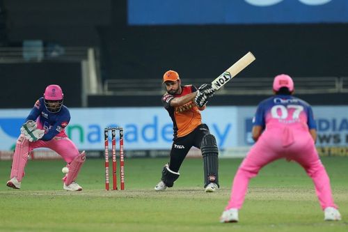 The Sunrisers Hyderabad will cross swords with the Rajasthan Royals at Arun Jaitley Stadium on Sunday afternoon (Image Courtesy: IPLT20.com)