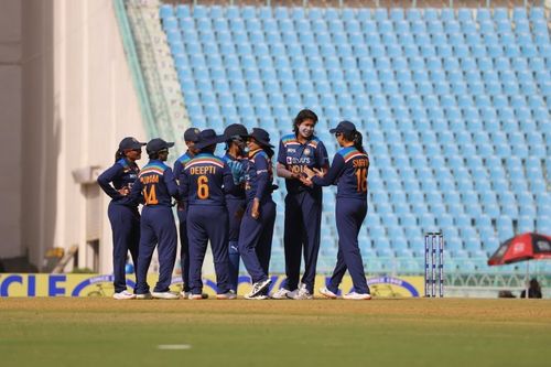 Indian women's cricket team Pic: BCCI/ Twitter