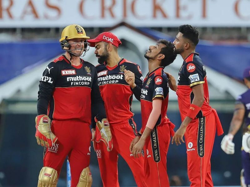 RCB coach Simon Katich backed out of form Yuzvendra Chahal (Image source @toisports twitter)
