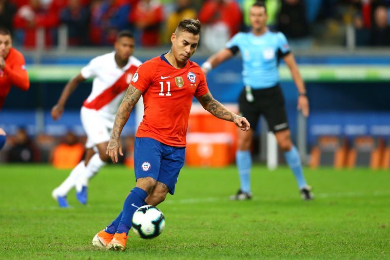 Chile v Peru: Semi Final - Copa America Brazil 2019