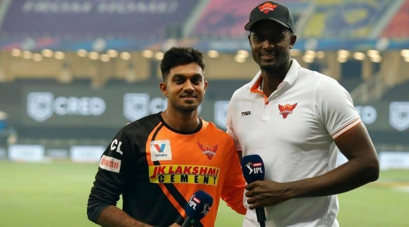 Vijay Shankar (left) and Jason Holder