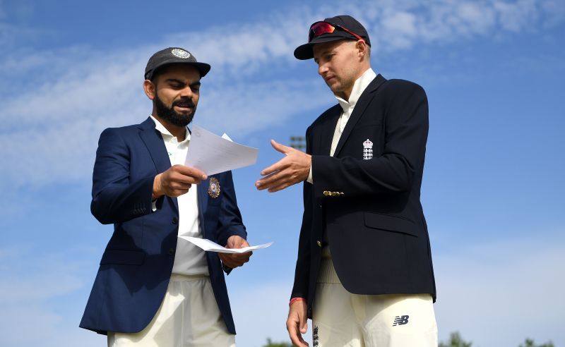 India Test captain Virat Kohli(L) and his English counterpart Joe Root