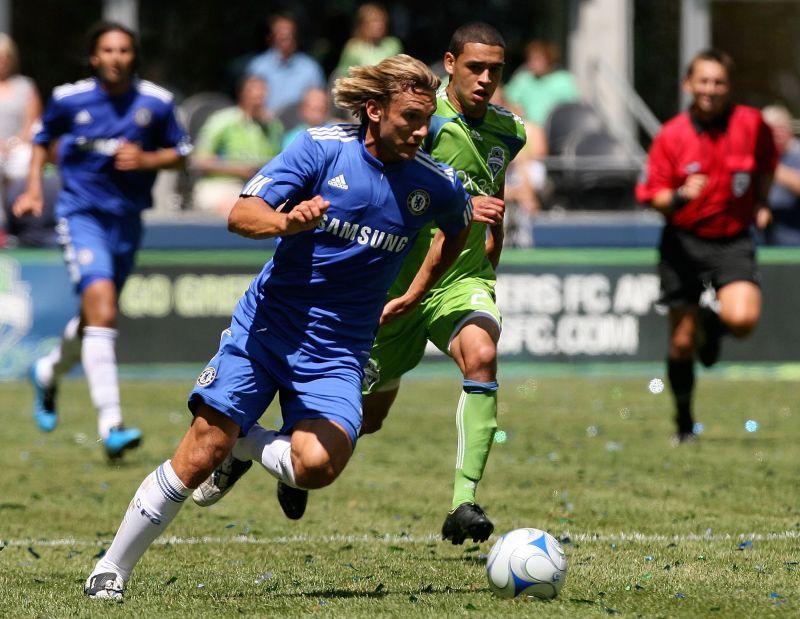 Andriy Shevchenko (left)