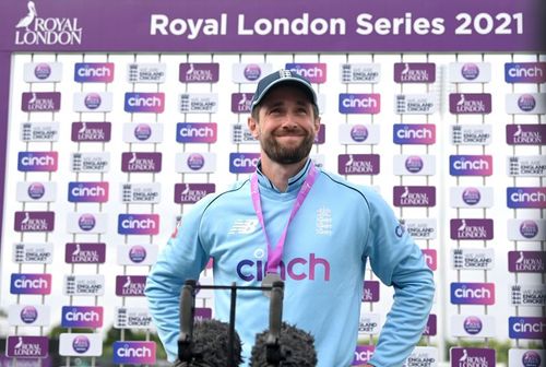 Chris Woakes won the Man of the Match award in the first game of the ICC Cricket World Cup Super League series between England and Sri Lanka